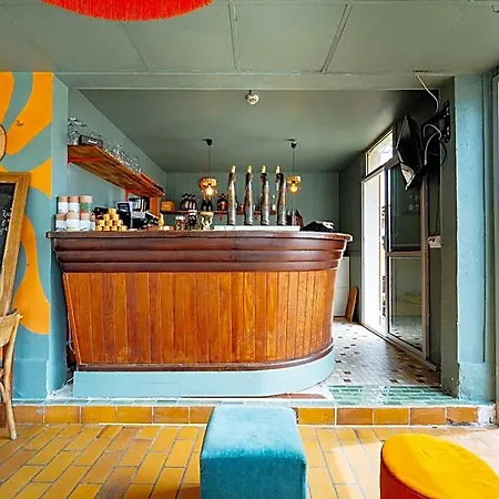 ホテル Au Bon Landais Surf *